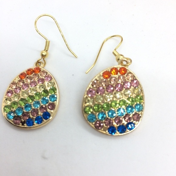 3/$30 RAINBOW MULTI COLOR RHINESONE GOLD TONE PRIDE EARRINGS - Picture 10 of 11
